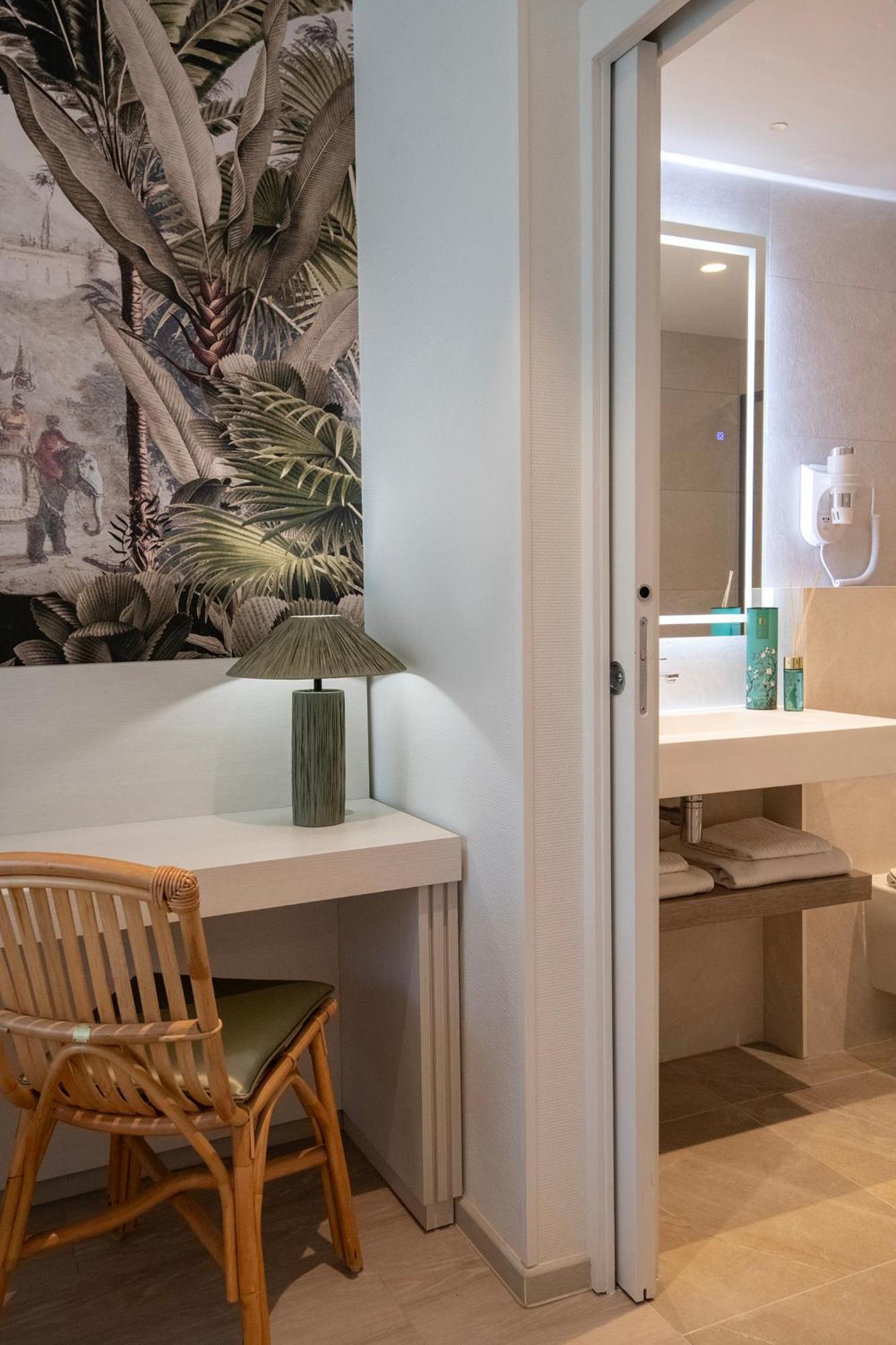 Residence Hoteliere Chambord Au Coeur De Menton - Entierement Renovee Eksteriør bilde