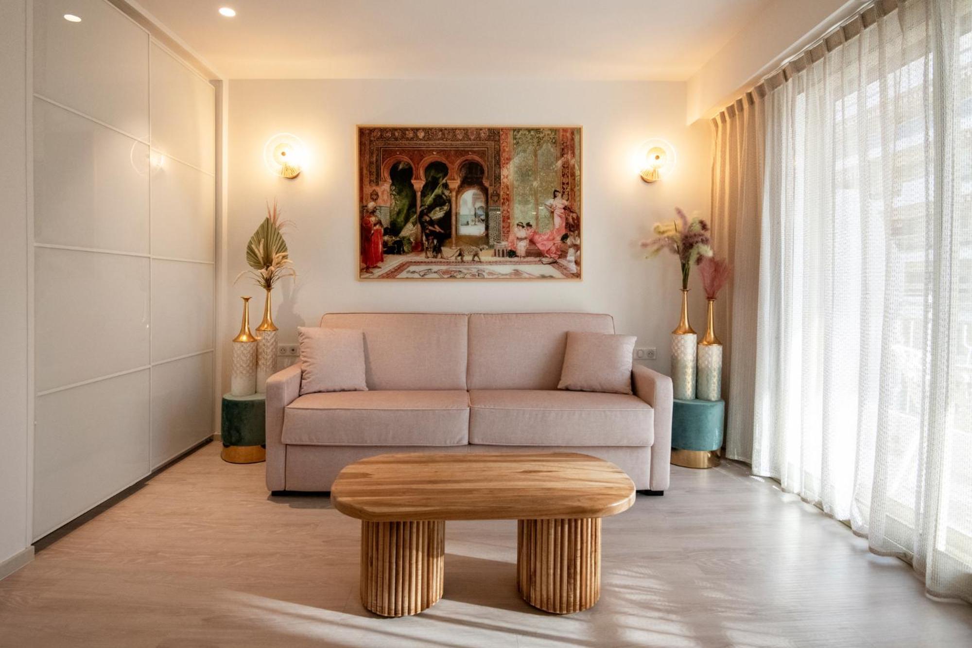 Residence Hoteliere Chambord Au Coeur De Menton - Entierement Renovee Eksteriør bilde