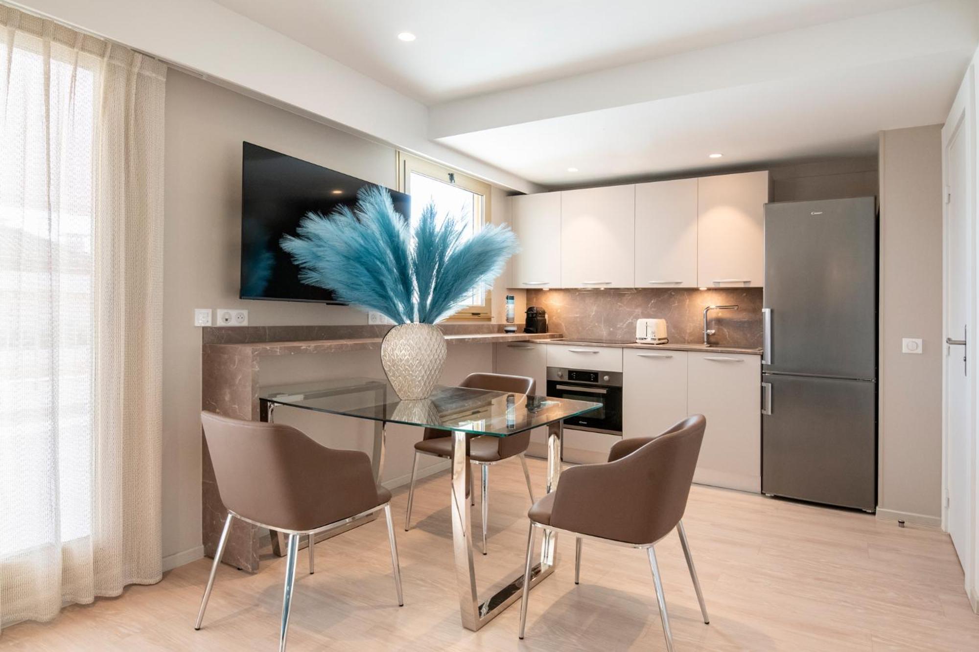 Residence Hoteliere Chambord Au Coeur De Menton - Entierement Renovee Eksteriør bilde
