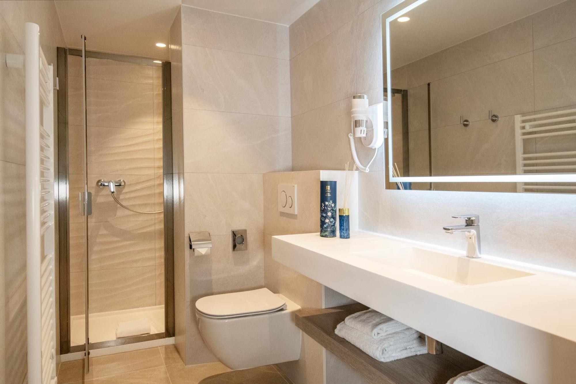 Residence Hoteliere Chambord Au Coeur De Menton - Entierement Renovee Eksteriør bilde